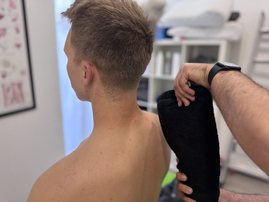 Wärmetherapie mit heißer Rolle